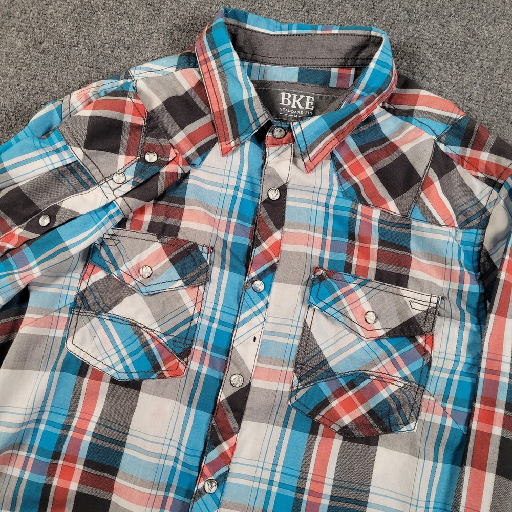 BKE Shirt Mens Medium Blue Red Plaid Western Pearl Snap Long Sleeve Cowboy